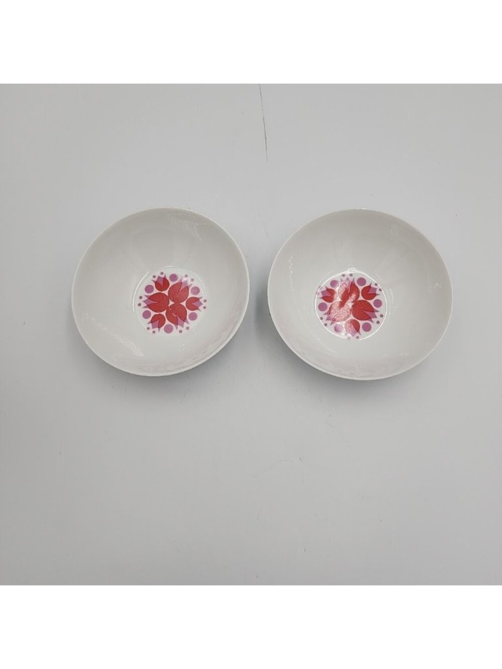 Pinwheel Red By Thomas Porcelain Dessert Bowls 4.5” Germany Set Of 2